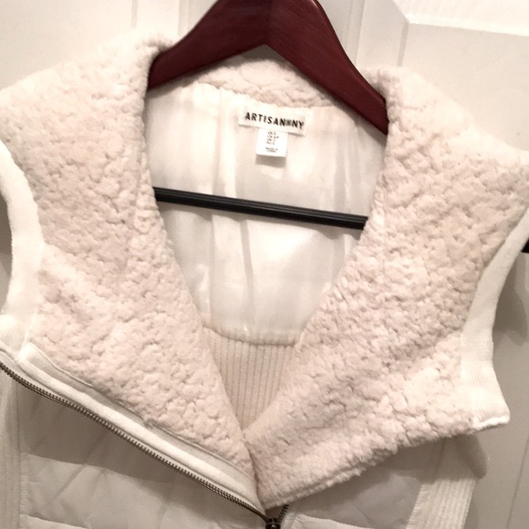 Artisan NY Faux Fur Shearling Sweater Vest Size Small - Picture 2 of 9